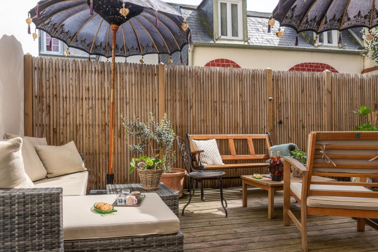 Townhouse Trouville - Appart'Hotel & Studios Exterior foto